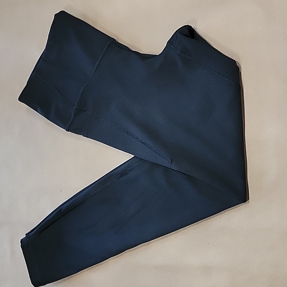 GapFit Size S Black Mid Rise Leggings / Yoga Pants, Excellent Used Condition - Picture 5 of 14